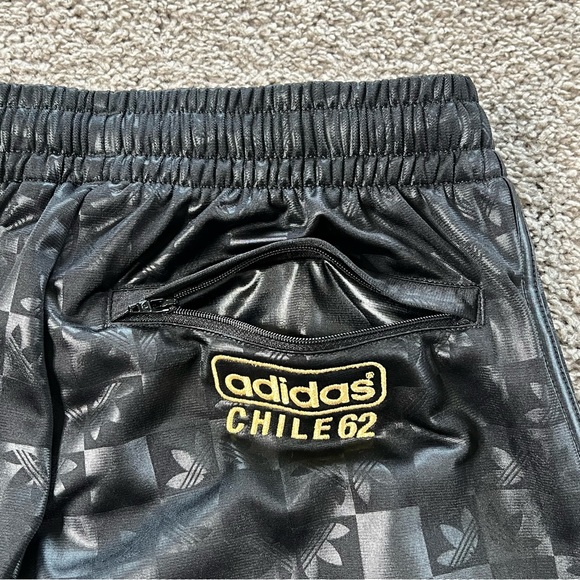 Adidas Originals Chile 62 Track Pants Men’s Size Small - Picture 4 of 15